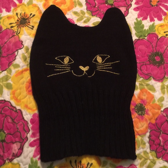 Kitty Cat Embroidered Beanie New