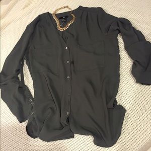 Army green button up longsleeve shirt