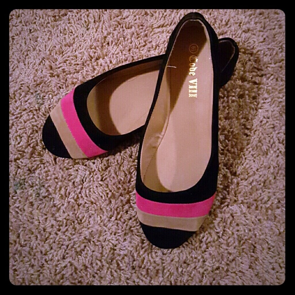 Like New Tricolor Flats