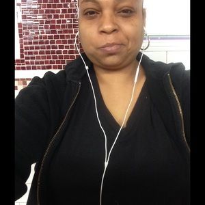 Meet your Posher, Carmen