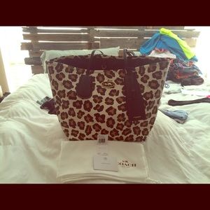 Coach Tote