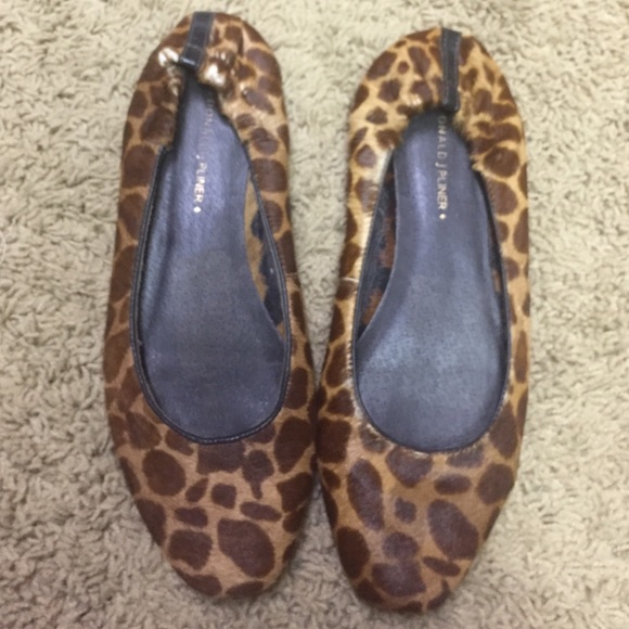 Leopard flats