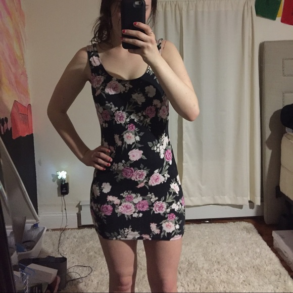 Form fitting rose dress with a strappy back :)