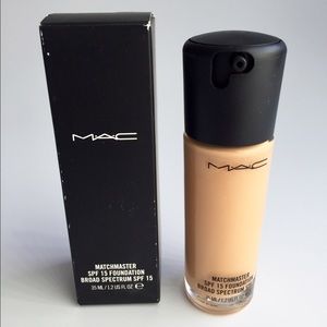 MAC Matchmaster Foundation 1.5