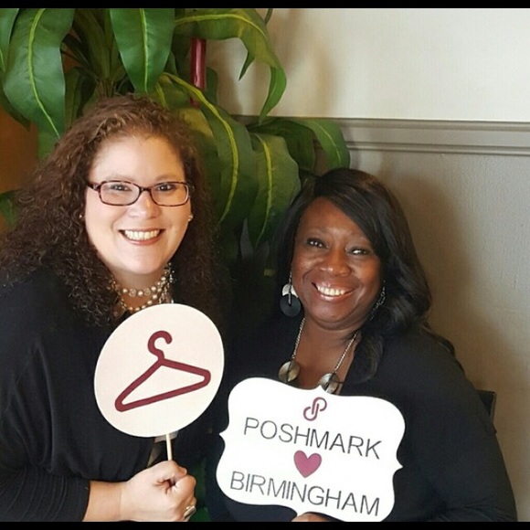 POSH MEMORIES 👑🎉🎀⭐️💜📸📸 - Picture 2 of 4