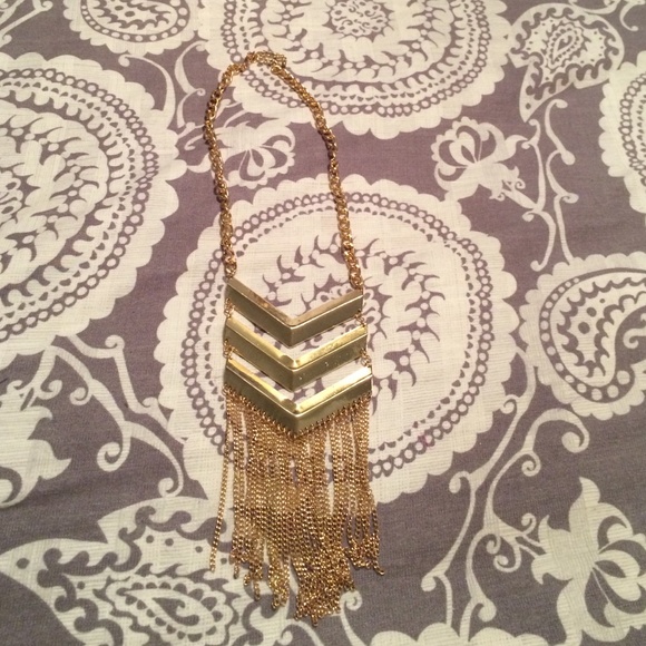 gold fashion necklace!