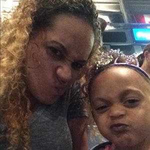 Meet your Posher, Allison