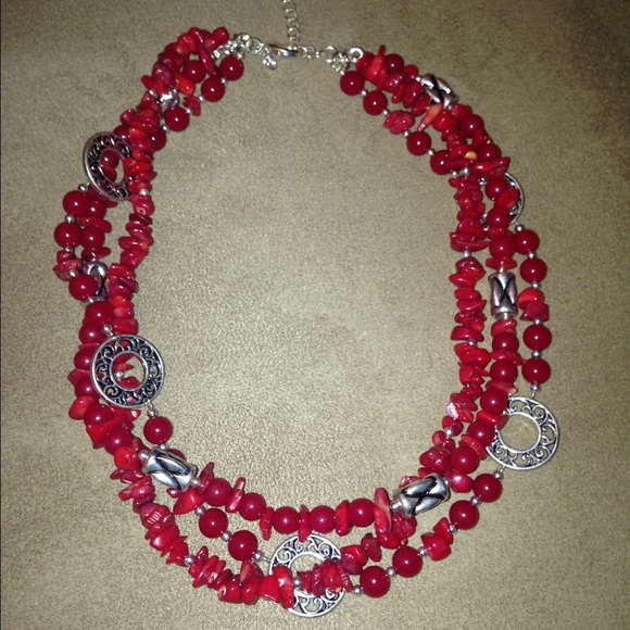 Red stones and beads necklace.