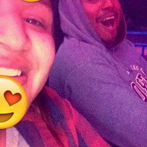 Meet your Posher, Emmanuel