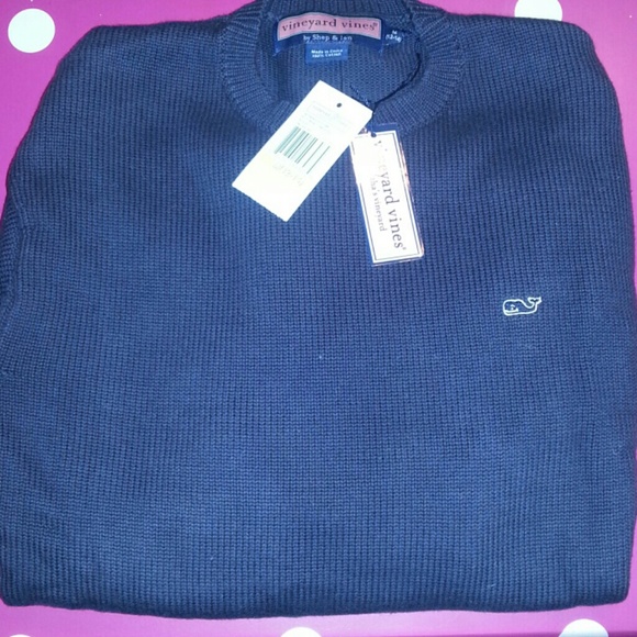 VINEYARD VINES YOUTH SIZE SWEATER