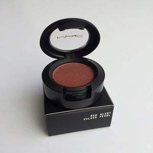 "Red Alert" Eyeshadow