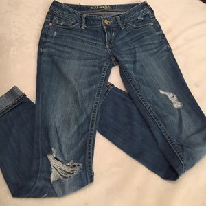 Express distressed Jean