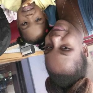 Meet your Posher, Karina