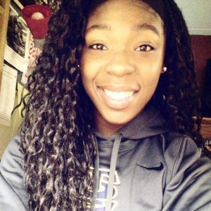 Meet your Posher, Alayna