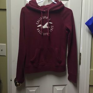 Maroon Hollister hoodie