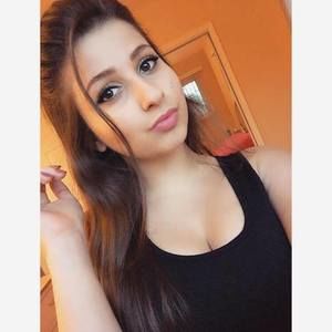 Meet your Posher, Andrina