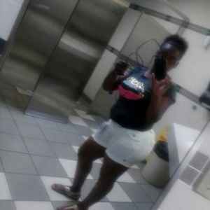 Meet your Posher, Candy