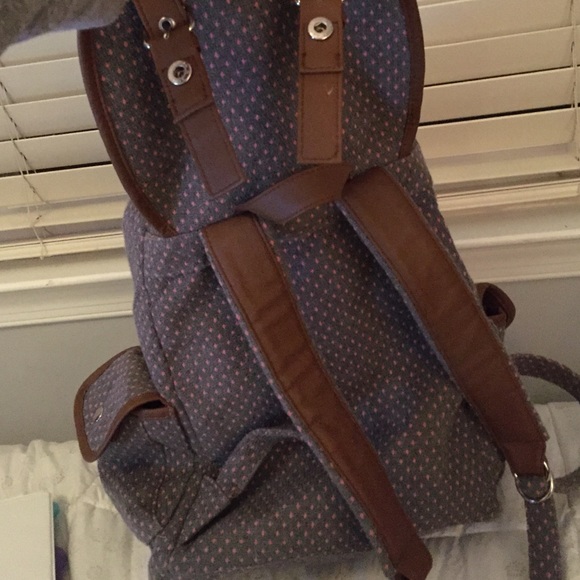 Back Pack - Picture 3 of 4