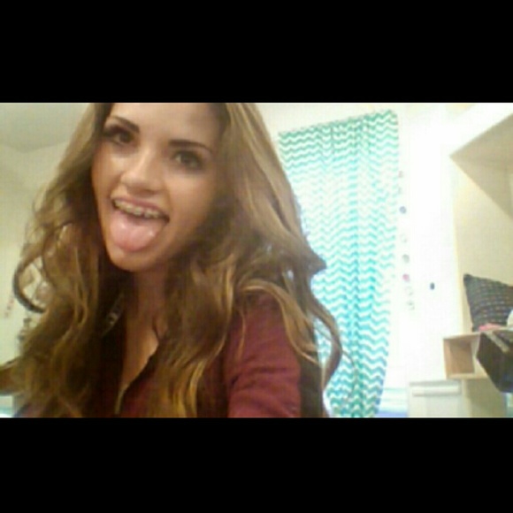 Meet your Posher, Cassie - Picture 1 of 1