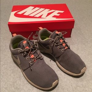 Nike Roshe Run Running Shoes