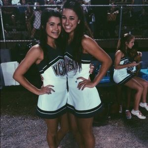 Meet your Posher, Jena