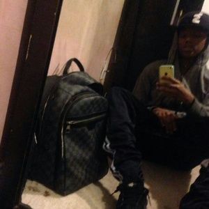 Meet your Posher, Amir