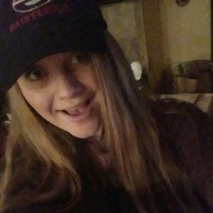 Meet your Posher, Abi