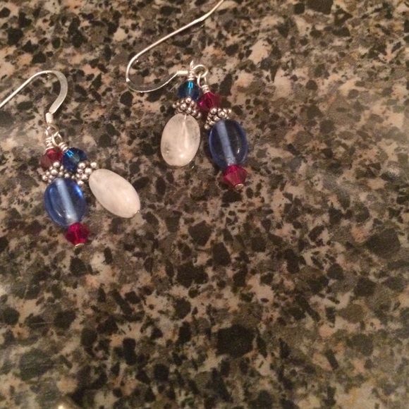 necklace, bracelet, earrings set - Picture 4 of 4