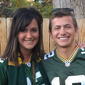 Meet your Posher, Elise