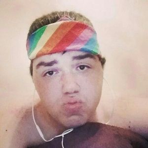 Meet your Posher, Ethan