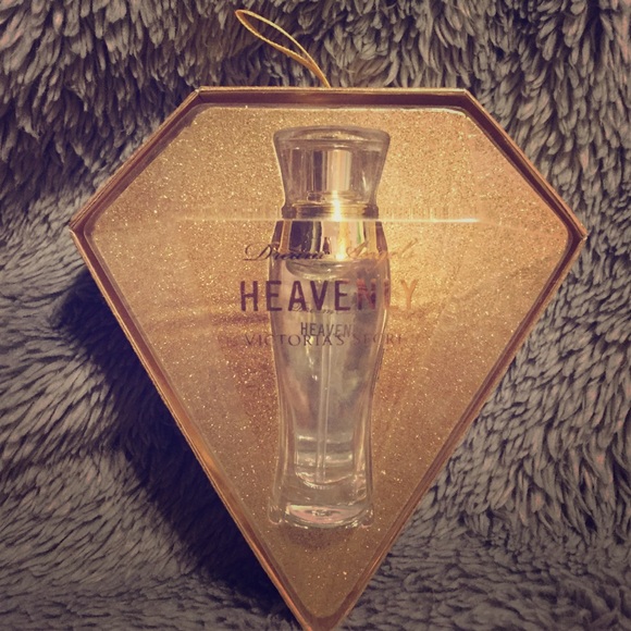 NWT VS Heavenly Perfume
