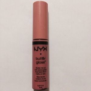 Nyx Butter Gloss in the shade BLG02 Eclair