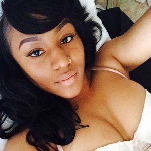 Meet your Posher, Quita