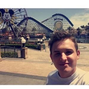 Meet your Posher, Esteban