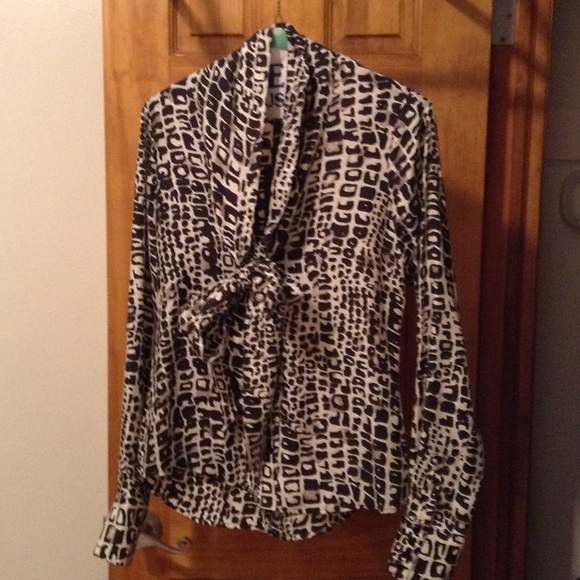 Rachael Zoe black and white silk tie shirt NWT