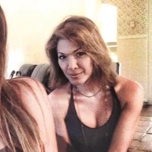 Meet your Posher, Yilda