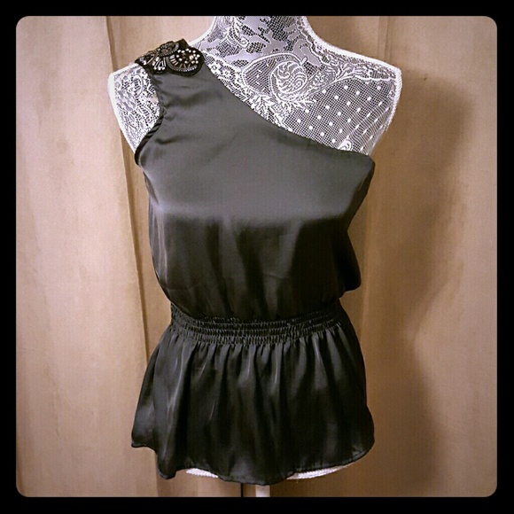 NWT ONE shoulder top grey gunmetal titanium