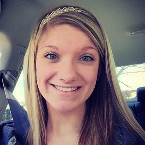 Meet your Posher, Alexandra