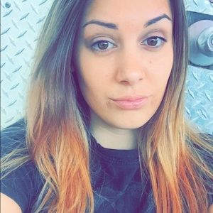 Meet your Posher, Candace