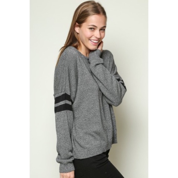 Brandy Melville gray veena sweatshirt