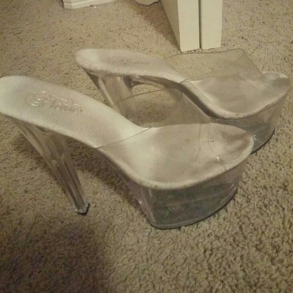 Pleaser heels