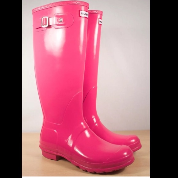 9 pink tall hunter glossy boots. Pre loved - Picture 1 of 4