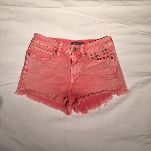 Kendall and Kylie jean shorts - Picture 1 of 3