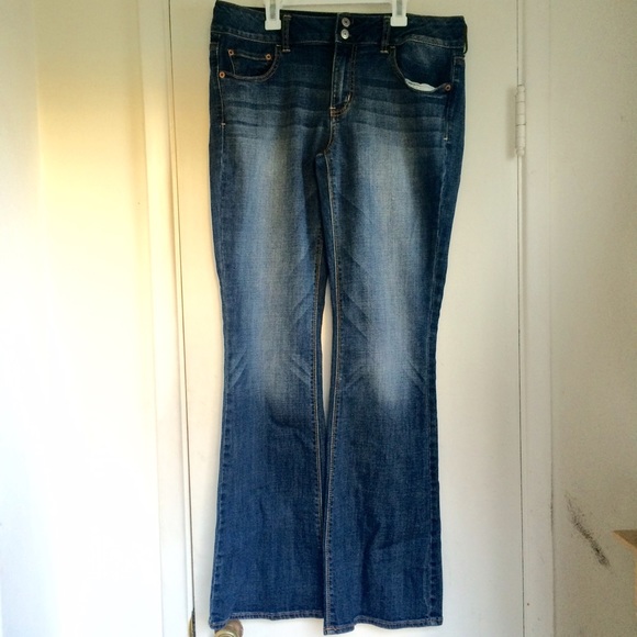 American Eagle Flare Jeans