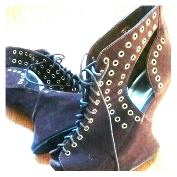 Front end wedge heels