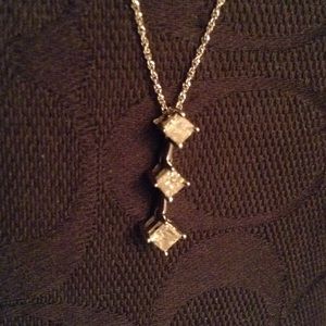14k Past,present and future  diamond necklace