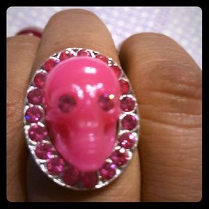 Tarina Tarantino skull ring