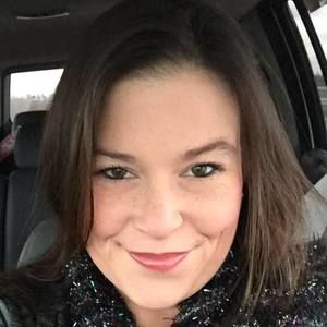 Meet your Posher, Lacy estes