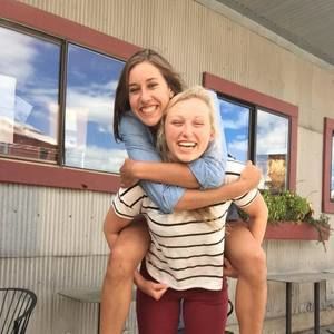 Meet your Posher, Hailey