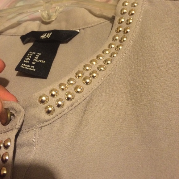 H&M Blouse - Picture 4 of 4